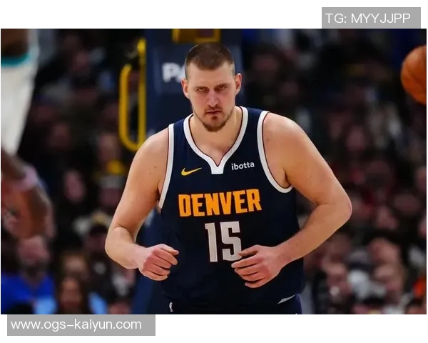 约基奇:55个赛季里的中锋传奇,40+10+5次数排名第一 约基奇:55个赛季里的中锋传奇,40+10+5次数排名第一