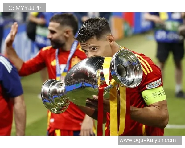 拉菲尼亚:当年葡体引进我的时候让我诈伤罢赛,但被我拒绝 拉菲尼亚:当年葡体引进我的时候让我诈伤罢赛,但被我拒绝